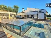 Barato Piso de 5 dormitorios en alquiler en Sanlúcar la...