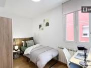 ¡En alquiler! Se alquila habitación compartida en...