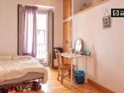 Nuevo Se alquila habitación en apartamento de 7...