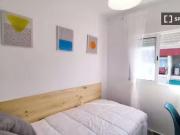 ¡Renta! Se alquila habitación en piso compartido de 5...