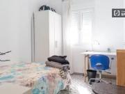¡Oferta! Se alquila habitación en piso de 5 habitaciones...