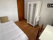 ¡Recién llegado! Se alquila habitación en piso de 6...