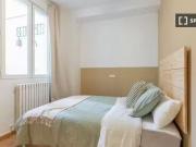 ¡Renta! Se alquila habitación en piso de 9 habitaciones...