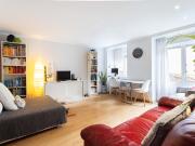 Encantador T2 em Alfama: História, Conforto e Alojamento...