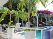 Encantadora Cabaña Bifamiliar con Piscina en Santa Marta...