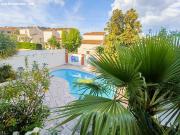 ENCANTADORA CASA CON JARDÍN Y PISCINA EN VENTA – ELS...