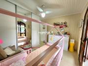 Encantadora casa duplex de 375m2 4 quartos, quintal...