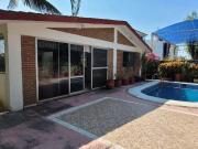 ENCANTADORA CASA EN VENTA EN EL FRACCIONAMIENTO LOMAS DE...