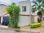 ¡Encantadora Casa Venta en Villas Jacarandas sobre calle...