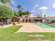 Encantadora Finca Mediterránea en Ubicación Privilegiada...