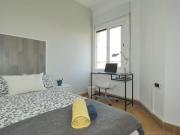 Encantadora habitación en alquiler en apartamento de 5...