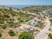 Encantadora moradia T4 3+1 com piscina e garagem/cave...