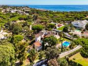 Encantadora Moradia V6 com Piscina e Vista Mar, a 600m...