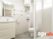 Encantadora planta baja reformada en primera línea de...