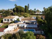 Encantadora Villa con Estilo y Excelente Ubicación en...