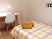 Encantadora y tranquila habitación totalmente amueblada