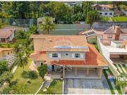 Encante se com Esta Casa dos Sonhos em Vinhedo