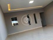 Encante se com este Sobrado de 3 Quartos com Piscina...