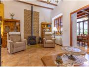 Encanto Rústico en el Corazón de Carcaixent