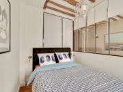 Enchanting Parisian Retreat: A Cosy flat in the Heart of...