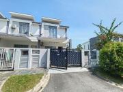 END LOT RENOVATED 2 Storey Acacia Park Bandar Tasik...