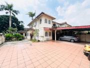 END LOT RENOVATED 2 Storey Terrace Seksyen 27 Shah Alam