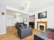 End of terrace house to rent on