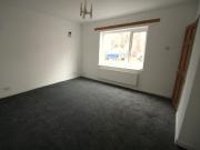 End of terrace house to rent on