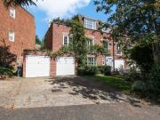 End of Terrace House to rent with 4 bedrooms, Newstead...