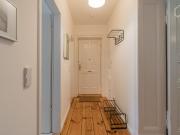 End of year offer: Bright flat above the roofs of...