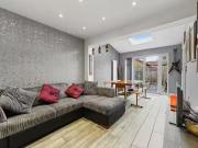 End terrace house to rent in Hicks Avenue, Greenford UB6