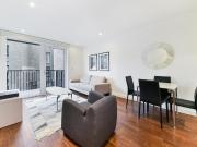 Endeavour House, Ashton Reach, Surrey. 2 bed flat to...