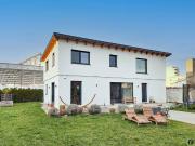 Energieeffizientes Einfamilienhaus mit großem Garten in...