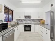 Enjoy a Relaxed Lifestyle 20m to the Lakefront