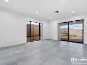 Enjoy Easy Living Close to the Coast!