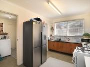 Enjoy Easy Living in Top Spot