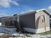 Enjoy Your Christmas In This 2 Bedroom, 2 Bath Mobile Home!