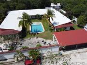 Enorme Casa en Av. Colegios Cancún