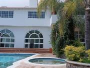 ENORME CASA EN VENTA EN BURGOS