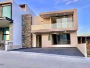 Enorme casa en venta Fraccionamiento Alamos Tres Marías