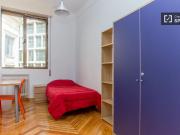 Gran habitación en piso compartido en Puerta del Sol, Madrid