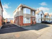 Ensbury Park, Bournemouth BH10, 3 bed detached house to...