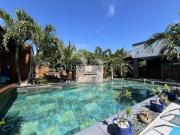 ENSEMBLE DE 2 VILLAS T8 ET T5 AVEC PISCINES DE 254 M2 ET...