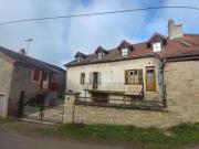 Ensemble de deux maisons proche Semur en Auxois