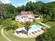 ENSEMBLE IMMOBILIER 207m² ENVIRONNEMENT PRIVILÉGIÉ 3ha5...