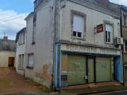 En exclusivité ensemble immobilier de 8 pièces BESSE SUR...