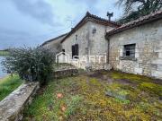 Ensemble immobilier avec beau potentiel