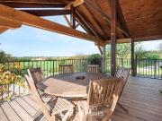 Ensemble immobilier avec gîtes et piscine dans la...