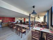 Ensemble immobilier avec restaurant murs/fonds de...