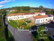 Ensemble immobilier de 320m² rénové – Maison principale...